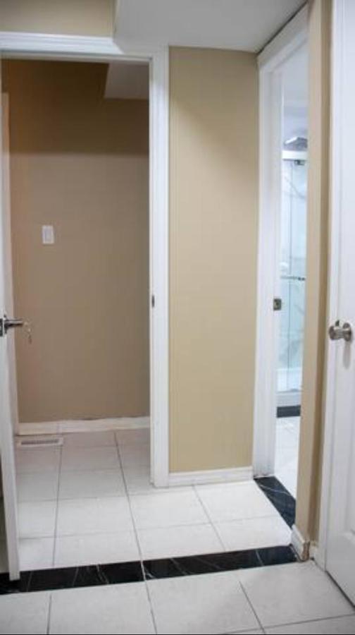 Riz Khan Peaceful Mississauga Home Kültér fotó